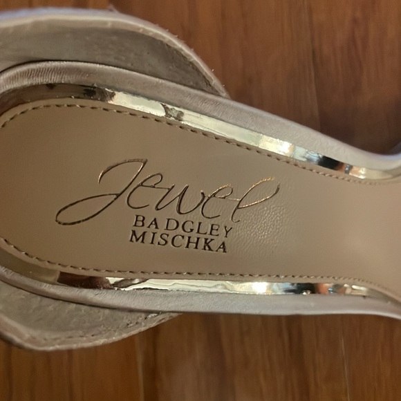 Jewel Badgley Mischka Block Heel Dress Sandals size 8 - Picture 2 of 5